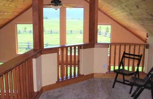 Clawson House | Dreamcatcher Lodge with Million Dollar View