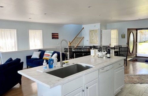 Dresden House | Dreaming a View - Tranquil Retreat on Seneca Lake - Sleeps 12