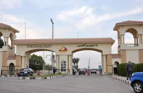 Dream Land Apartment | Dreamland Stylish 2BD with a garden and pool access