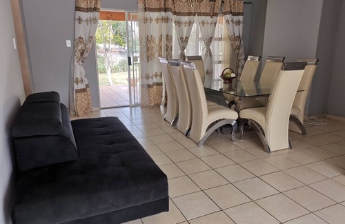 Edenvale Cabin | Dreams Guest house Edenvale