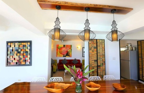 Montego Bay Villa | Dreamtime 7-Beach, Butler, Chef, Driver, Modern