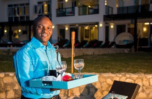 Montego Bay Villa | Dreamtime 7-Beach, Butler, Chef, Driver, Modern