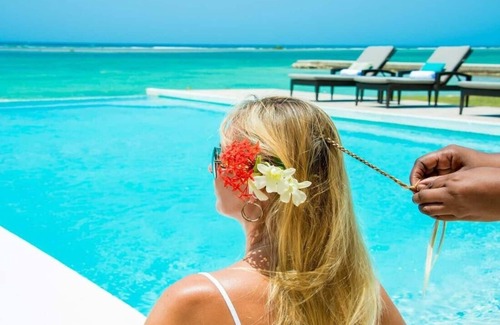 Montego Bay Villa | Dreamtime 7-Beach, Butler, Chef, Driver, Modern