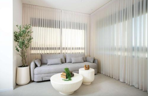 Kiryat Shmuel Apartment | Dreamy 3BDR In Rechavia By Isrentals