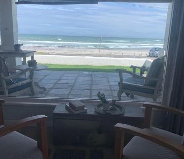 Melkbosstrand House | Dreamy Beach Room