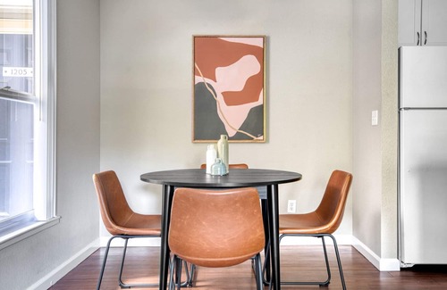 Morse Park Apartment | Dreamy Sunnyvale 1BR w/Gym, W/D & Lounge, walk to Google, by Blueground