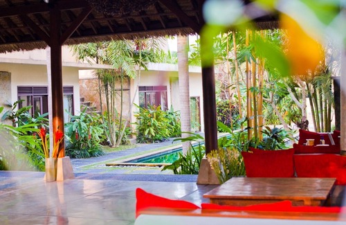 Pejeng Kawan Apartment | Dreamy Treetop Loft in the Rice Fields!