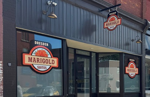 Rodney Apartment | Dresden Marigold suites- Suite 2