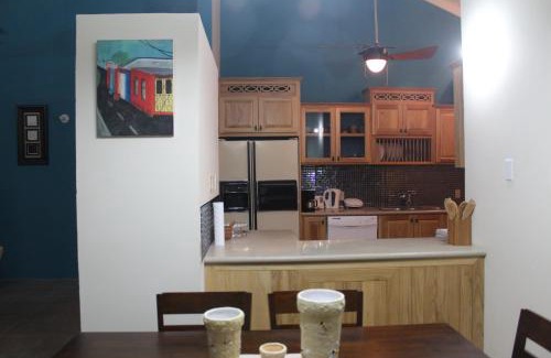 Canaan Villa | Driftwood 85