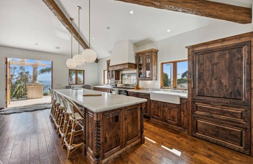 West Mesa Apartment | Driftwood Club - Italian Oceanview Estate