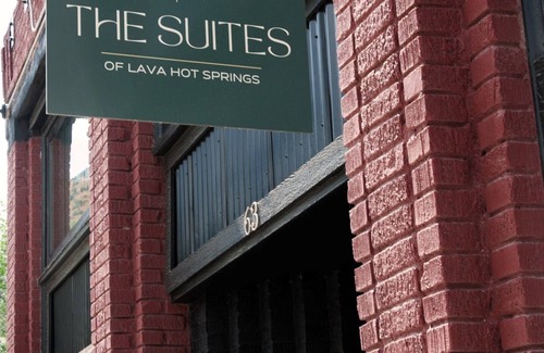Lava Hot Springs Apartment | Driggs Theme: Suites of Lava #9