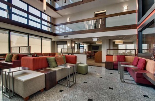 Evansville Hotel | Drury Inn & Suites Evansville East
