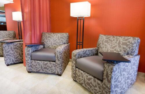 Joplin Hotel | Drury Inn & Suites Joplin