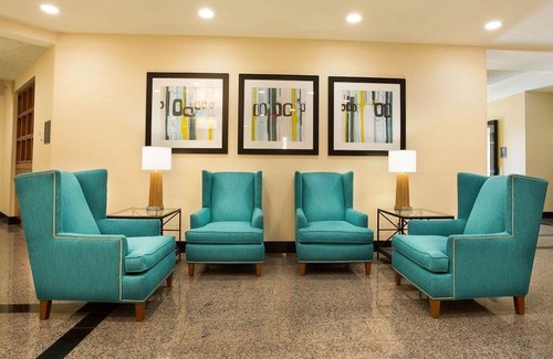 Brentwood Hotel | Drury Inn & Suites St Louis Brentwood