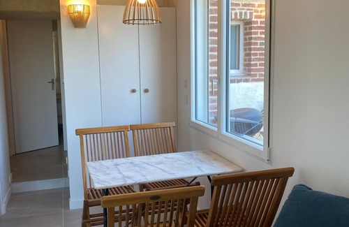 Cricqueboeuf Apartment | Du côté de Deauville ; Gites in Honfleur bay