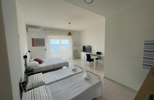 Giardini Naxos House | "Du' I Mazzi" Stanza Etna