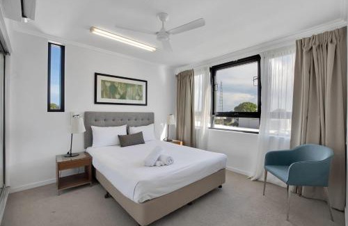 Mackay Apartment | Dual Key Three Bedroom Apartment close to CBD