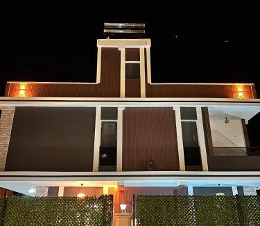 Kargıpınarı Villa | Dubleks Özel Havuzlu Teraslı Lüks Villa