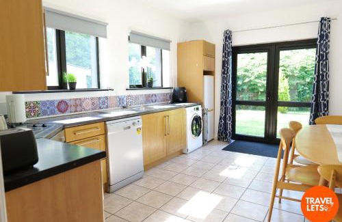 Letterkenny Apartment | Dudhil House
