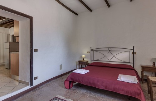 Mensanello Apartment | Due Archi-apartment for 2+1 in the main village