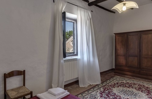 Mensanello Apartment | Due Archi-apartment for 2+1 in the main village