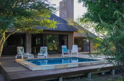 Leeupoort Villa | Duiker lodge
