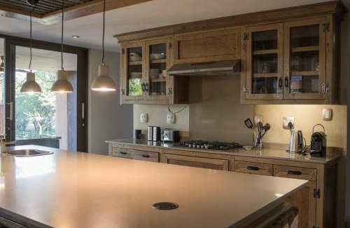 Leeupoort Villa | Duiker lodge