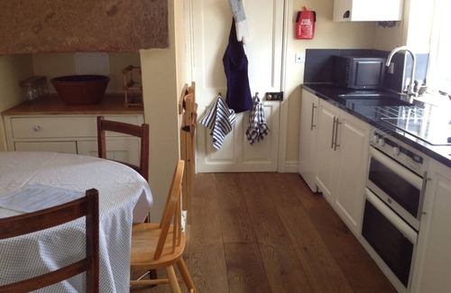 Bridgnorth Apartment | Duken Courtyard Cottage self catering holiday cottage in glorious countryside