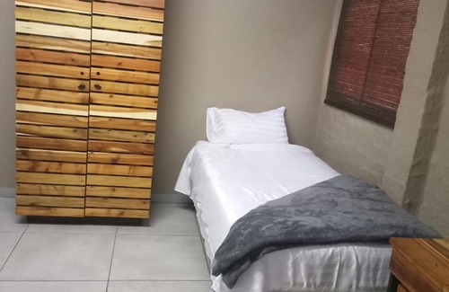 Scottsville House | Dulwich Precinct Holiday Rentals