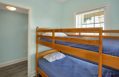 Cape San Blas Apartment | Dunes Club 1A by Pristine Properties Vacation Rentals