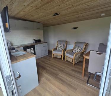Pendine House | Dunroaming Cabin