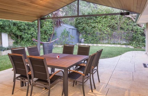 Dunsborough House | Dunsborough Cape Retreat, walk to beach and town