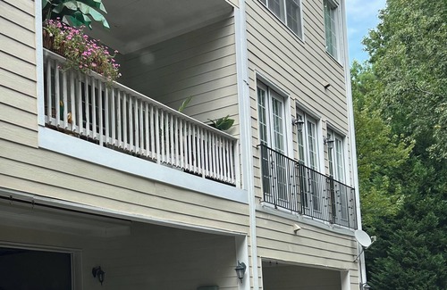 Sandy Springs House | Dunwoody Dreamz…in Sandy Springs