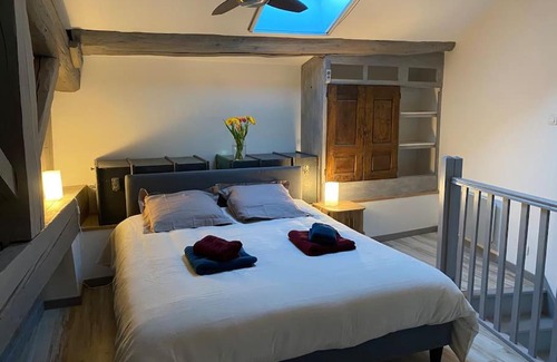 Anatole France Apartment | Dupleix au Fil du Canal