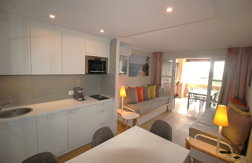 Cap Esterel Apartment | Duplex 40m2. sea view and golf. Loggia and solarium. 2/3 pieces. CAP ESTEREL VILLAG