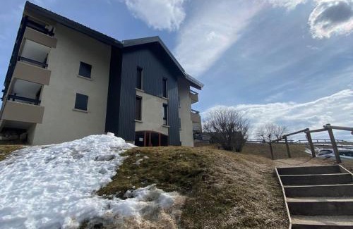 Villard-de-Lans Apartment | Duplex 6 pers avec balcon plein sud à Villard-de-Lans, proche village et navettes gratuites - FR-1-515-130