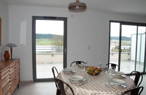 Malbuisson Apartment | Duplex 6 personnes, vue panoramique sur lac