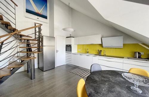 Granville Apartment | Duplex de standing en centre-ville avec parking, proche port et plage - FR-1-361-377