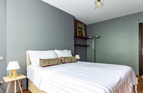 Uskudar Apartment | Duplex Flat w Panoramic Bosphorus View and Terrace