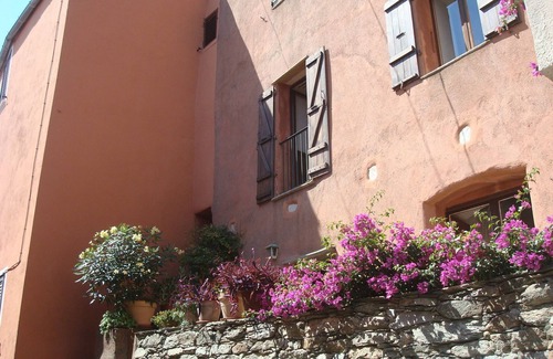 Rogliano House | Duplex(Link-up) in beautiful house of character brings down and sea view