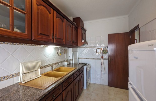 Praia de Santa Cruz Apartment | Duplex/Maisonette in Strandnähe mit Terrasse im Zentrum von Santa Cruz