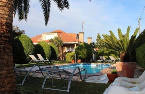 O Grove Apartment | Duplex Playa de Rons - Less than 50 m. from the beach, with pool and garden