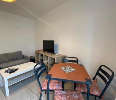 Saint-Honore - Jeanne d'Arc House | Duplex quartier calme et parking gratuit