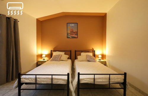 Lagnieu Apartment | Duplex "Sebari "centre ville parking clim proche CNPE