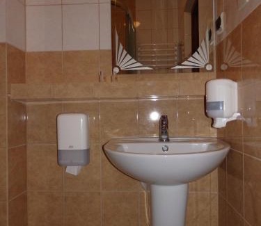 Narewka Bed & Breakfast | Dwór Bartnika