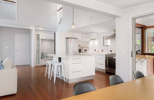 Sunshine Beach House | Dwyer St - Great Family Beach House!