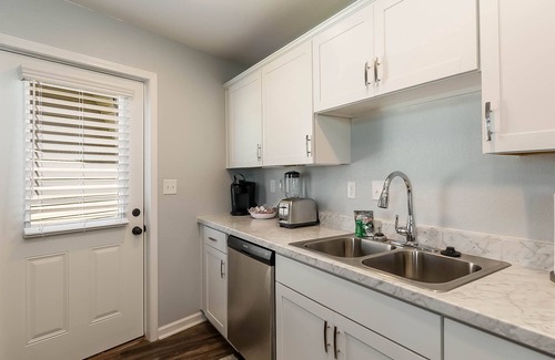 Tuscaloosa House | Dynasty Dome 901 - Book for Football Season!