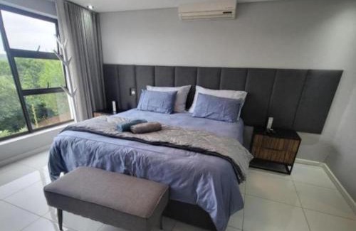 Hartbeespoort Villa | DZUVHA BOUTIQUE VILLA