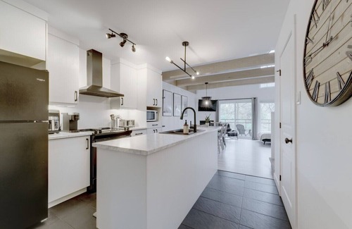 Bromont Apartment | E-302- Condo ski in and/and ski out 2 bedrooms