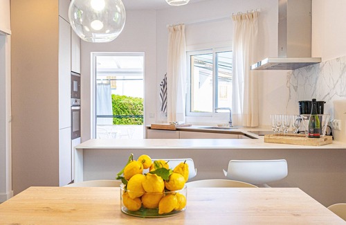 Alcanada Ski Chalet | E395 Villa Playa Golf by Mallorca Villa Select